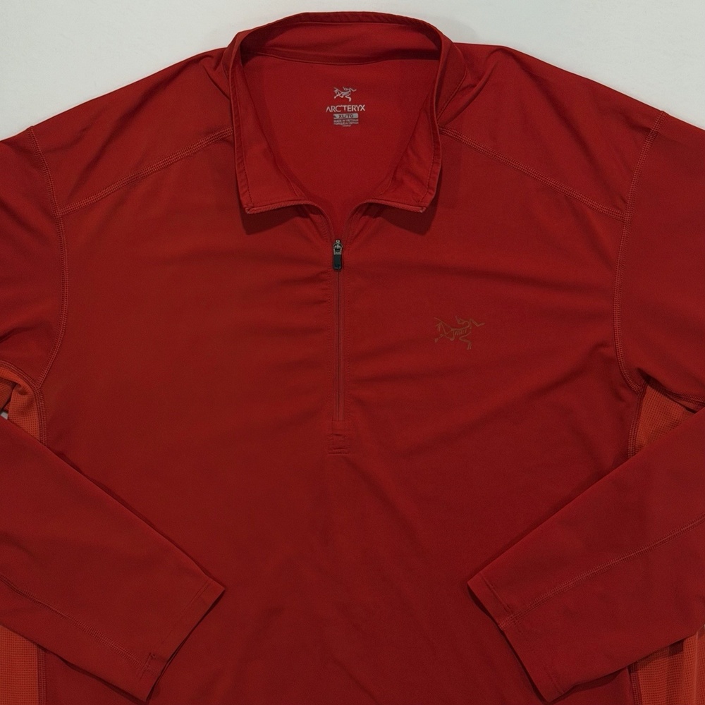 Arc’teryx Men’s XL Red Lightweight Quarter Zip Pullover Technical Running Top